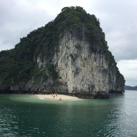 Hotel Flamingo Luxury Cruises Ha Long Exteriér fotografie