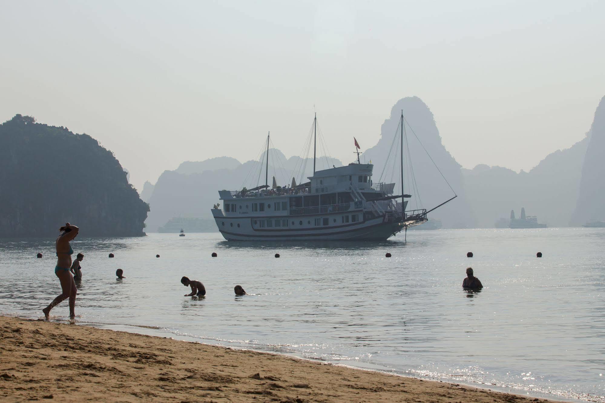Hotel Flamingo Luxury Cruises Ha Long Exteriér fotografie