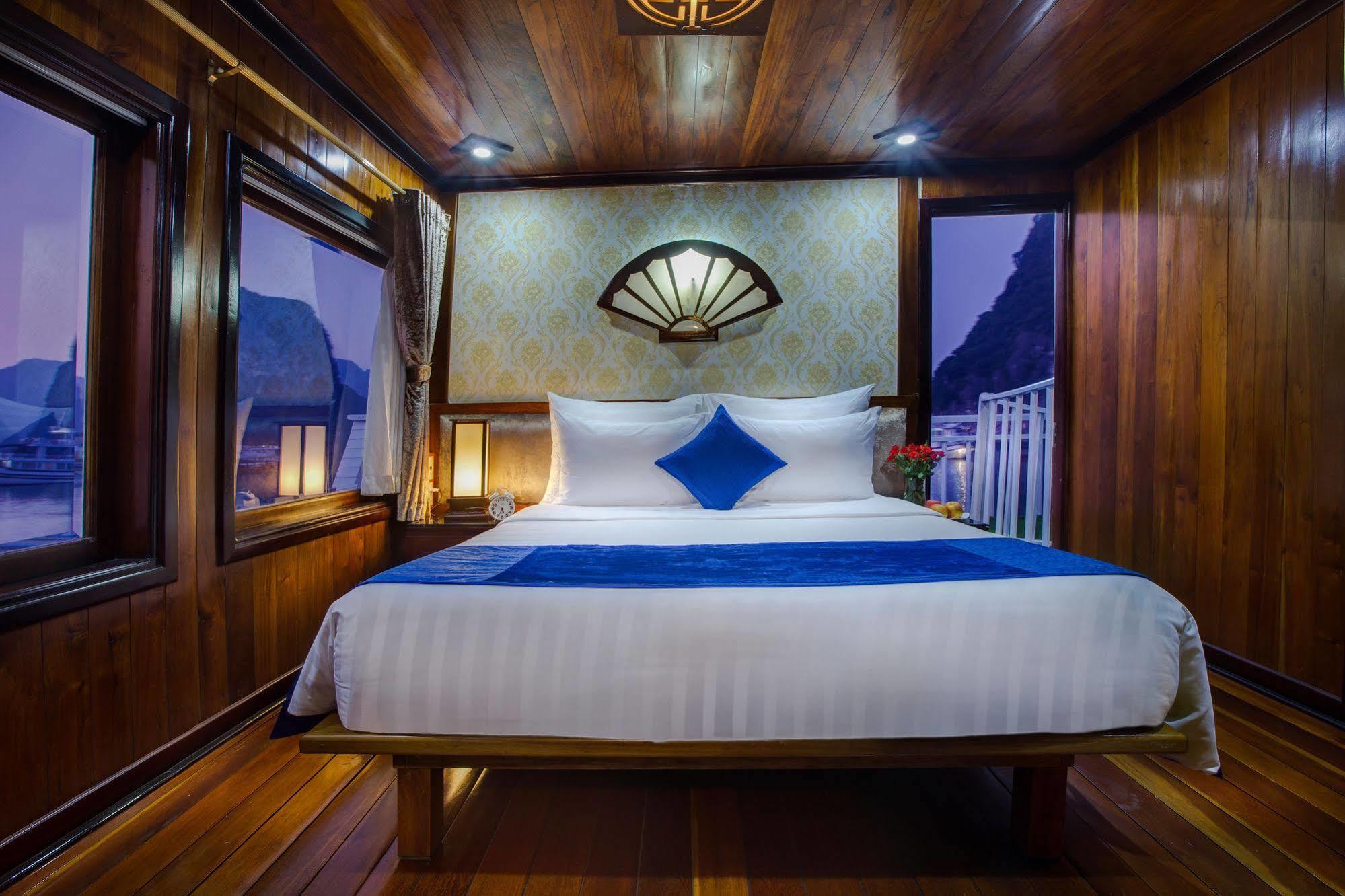 Hotel Flamingo Luxury Cruises Ha Long Exteriér fotografie