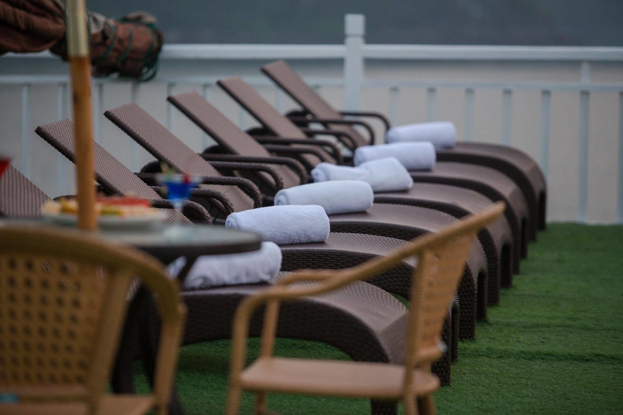 Hotel Flamingo Luxury Cruises Ha Long Exteriér fotografie