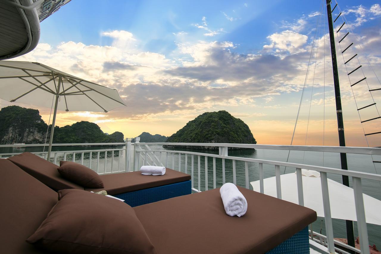 Hotel Flamingo Luxury Cruises Ha Long Exteriér fotografie