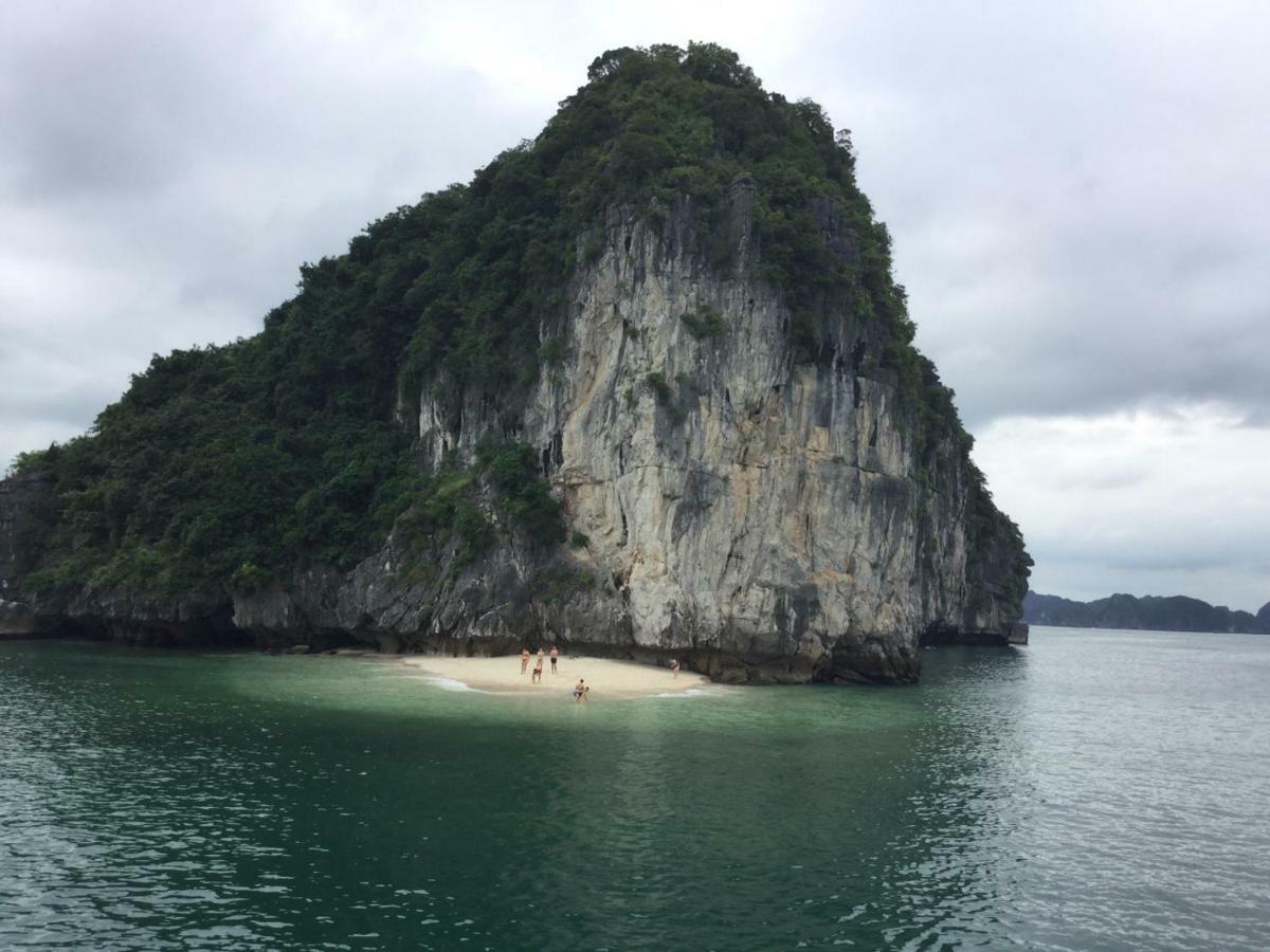 Hotel Flamingo Luxury Cruises Ha Long Exteriér fotografie