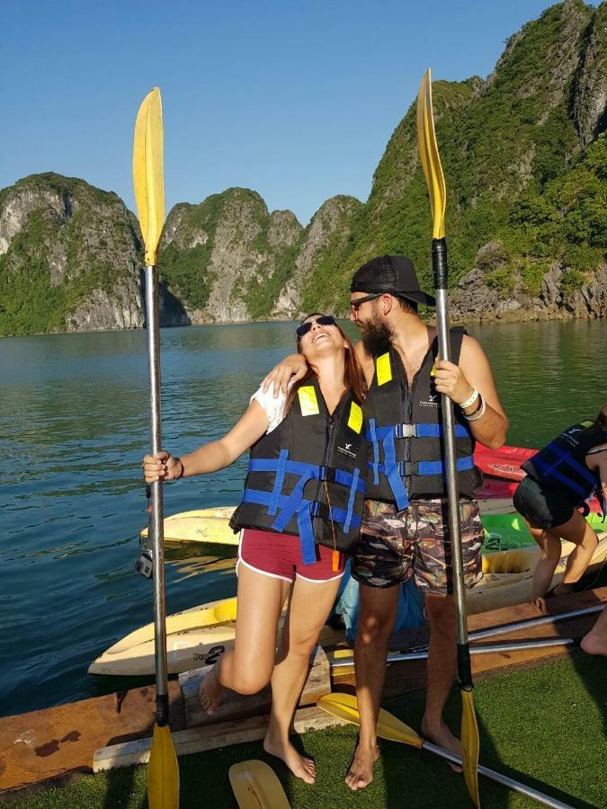 Hotel Flamingo Luxury Cruises Ha Long Exteriér fotografie
