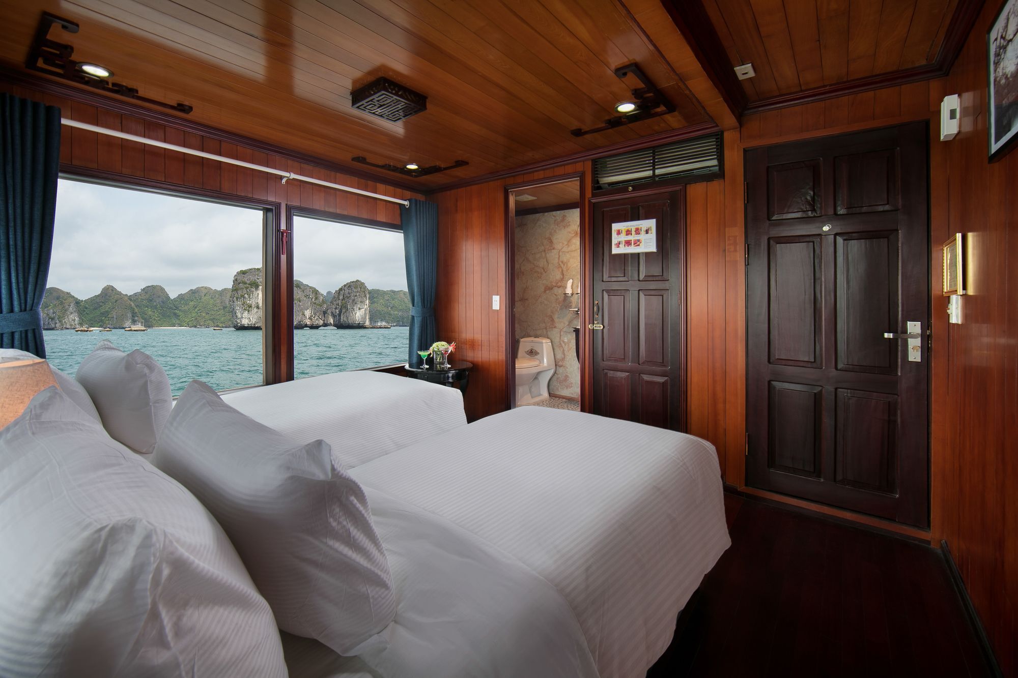 Hotel Flamingo Luxury Cruises Ha Long Exteriér fotografie