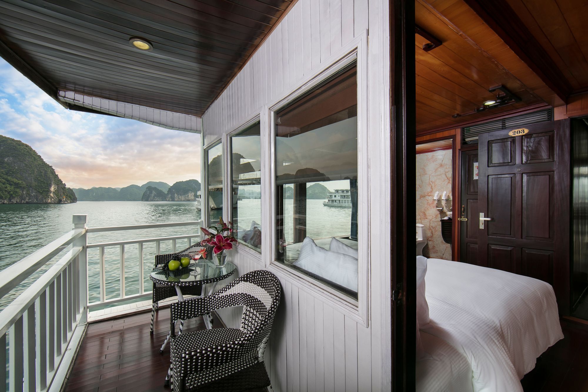 Hotel Flamingo Luxury Cruises Ha Long Exteriér fotografie